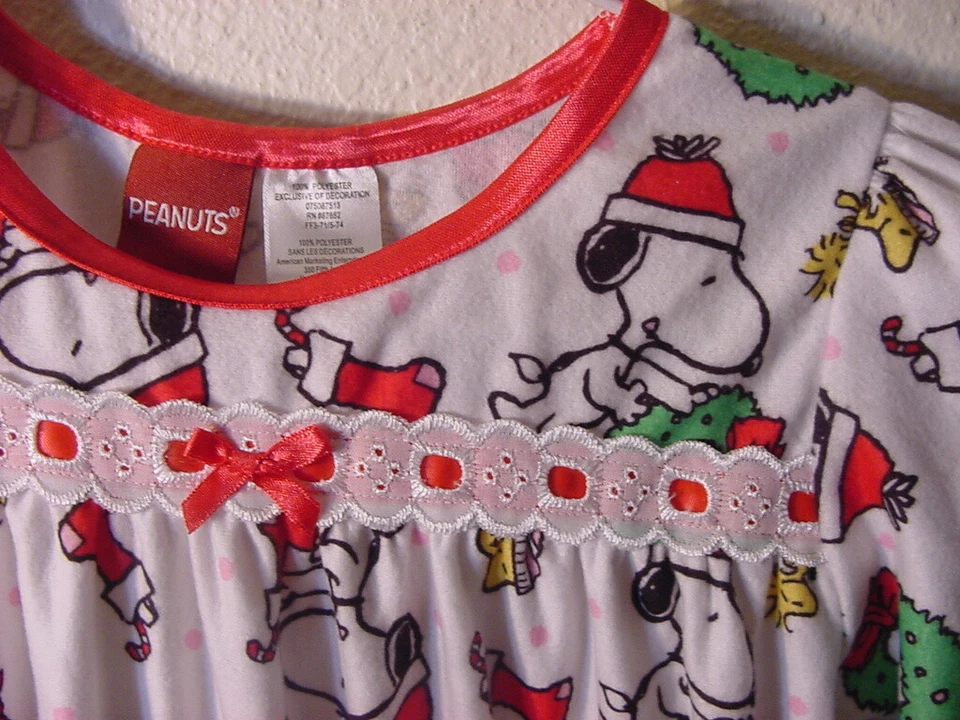PEANUTS SNOOPY PAJAMAS 睡衣 - 女孩 尺寸 M — 第 2/3 张图片
