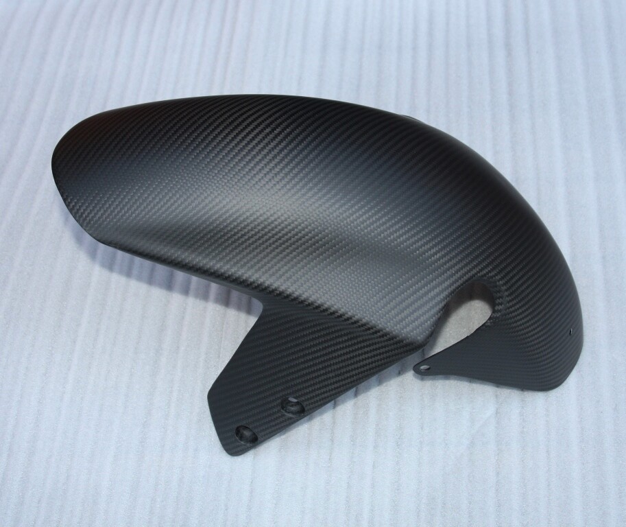 Garde boue avant Suzuki GSXR 600 750 1000 carbone mat 2000 2001 2002 2003