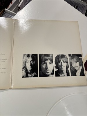 The Beatles White Album Vintage White Vinyl LP 1978 Capitol Record