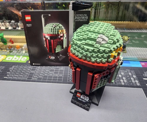 LEGO Star Wars 75277 Boba Fett Helmet Set with instructions