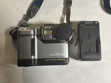 Sony Mavica MVC-FD88 Floppy Disk Digital Video Camera Tested Works w/ Battery