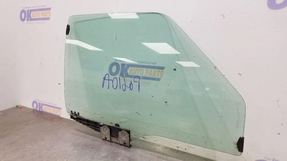 93 GMC TYPHOON DOOR GLASS WINDOW FRONT RIGHT PASSENGER - Imagem 4 de 4