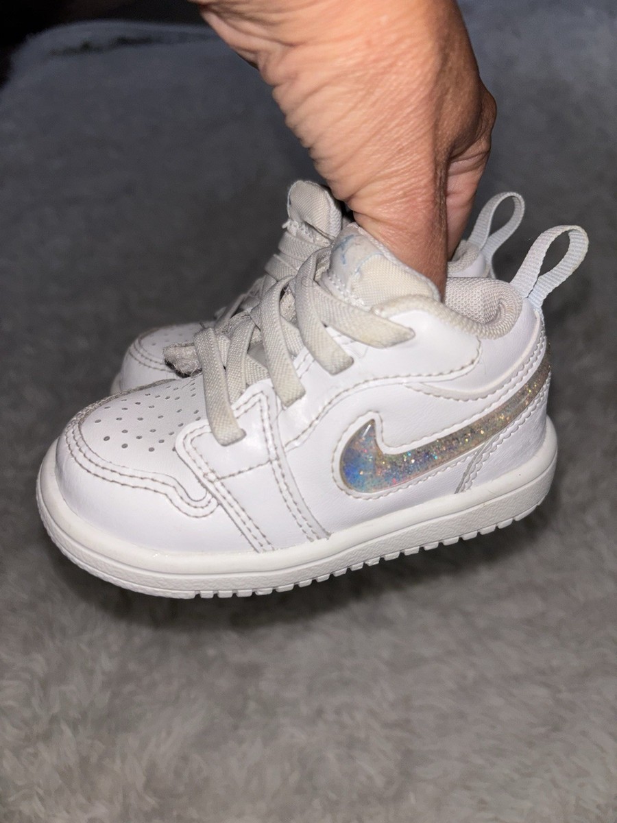 Nike Air Jordan toddler girl white ankle top Cute
