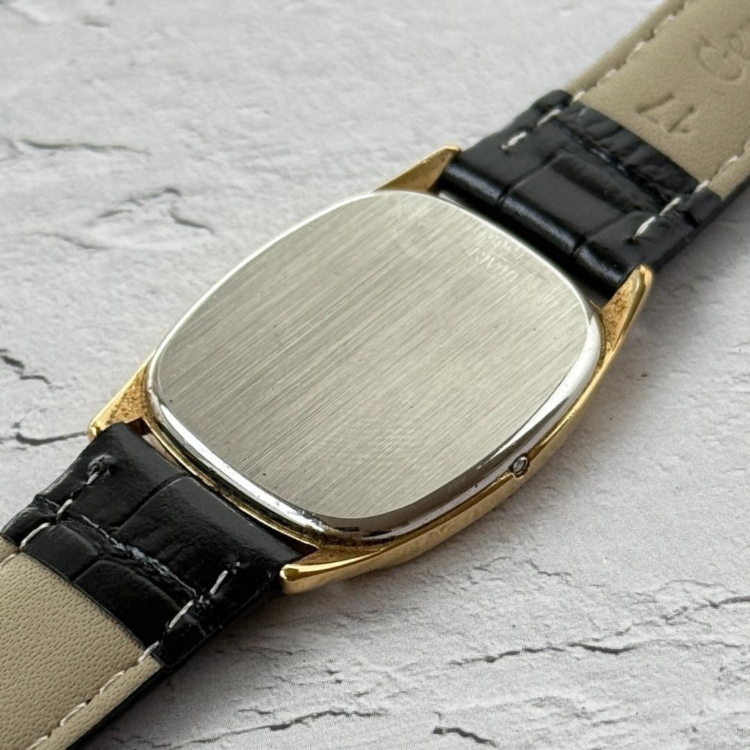 OMEGA Deville Men's Watch Quartz Rectangular Gold… - image 10