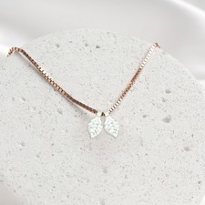 300 Pcs Jewelry Charms Acrylic Leaf Pendants Green Beads for Bracelets