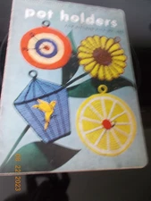 J&P Coats and Clark's O.N.T. Pot Holders for Kitchen Pick-Me-Ups (2nd ed. 1953)