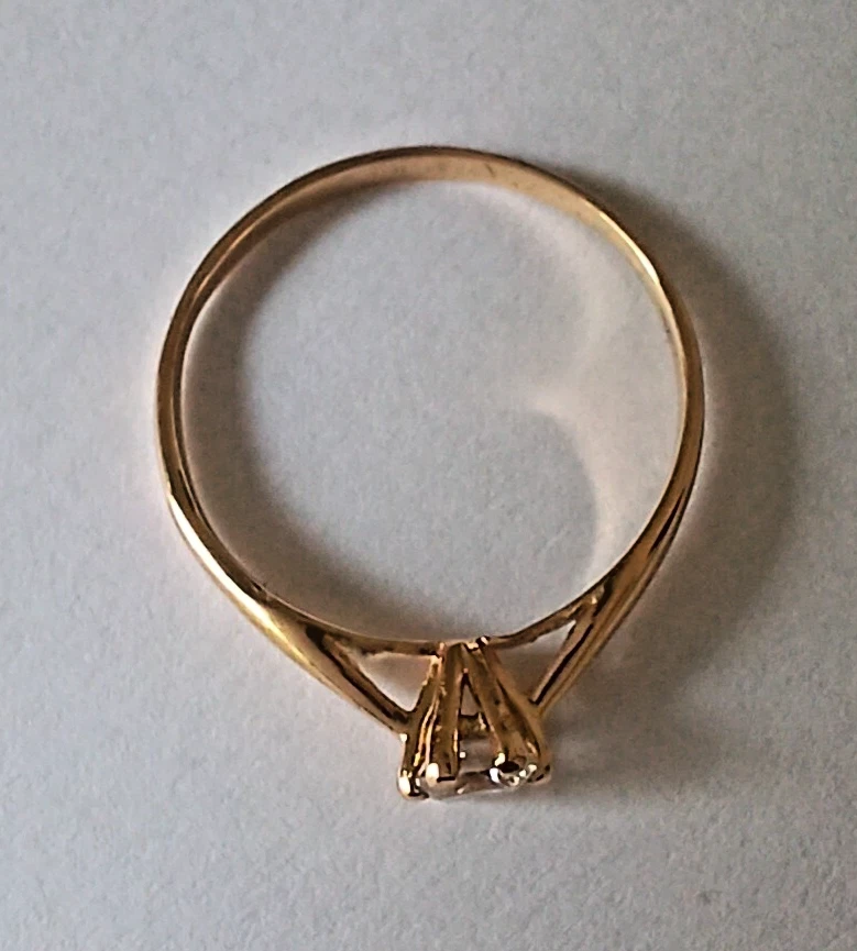 MAGNIFIQUE BAGUE OR 18 CARATS - Solitaire 1,6 g - Photo 4/4