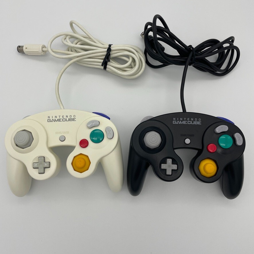 Nintendo Official Game Cube controller White & Black set