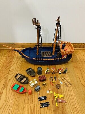 Playmobil Playmobil Pirates 70411 Skull Pirate Ship 132 Piece Set