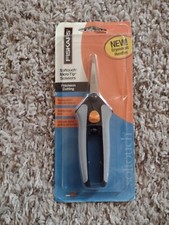 NEW Fiskars precision scissors - Bundle and s...