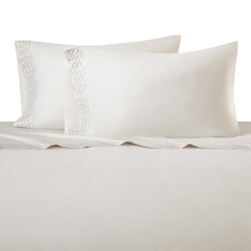 Natori wisteria 620TC fitted Sheet Queen or  King or cal-King in White NA20-2852 - Picture 1 of 1