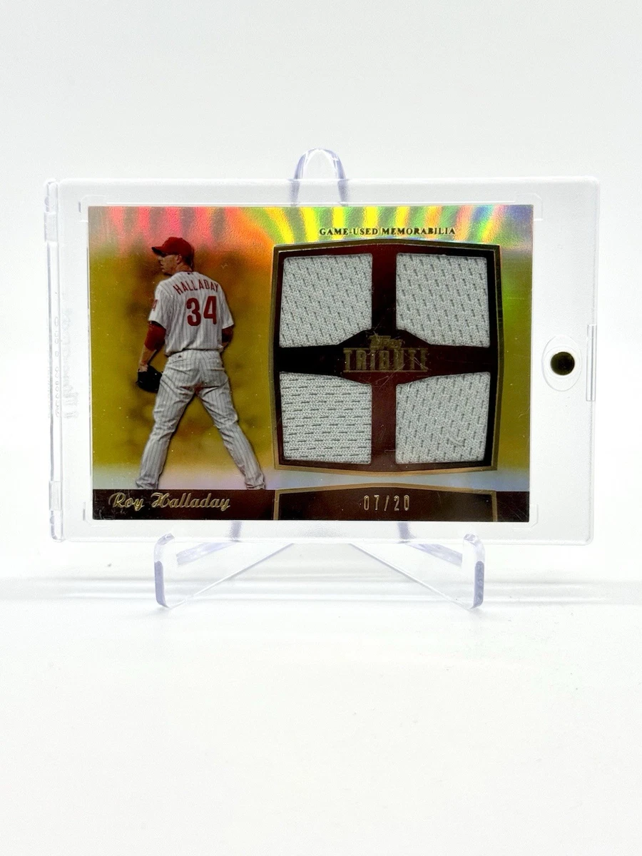 Roy Halladay Autographed Baseball Sports Trading Cards