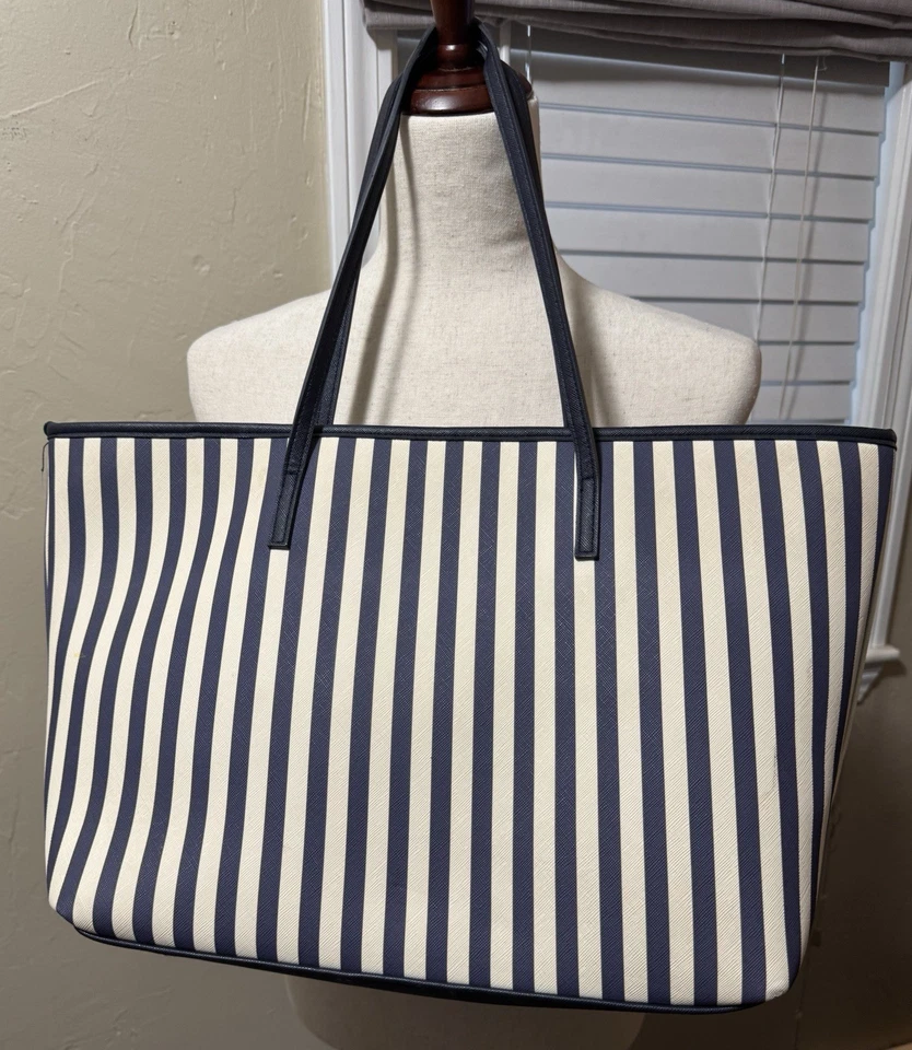 Bolso de Mano Oriflame Suecia Azul y Blanco Rayas Cuero Suave, Bolso de Hombro, Carryall Foto 4 de 4