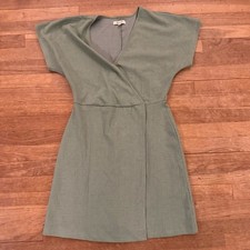 Madewell green v-neck mini shift dress size medium M b6