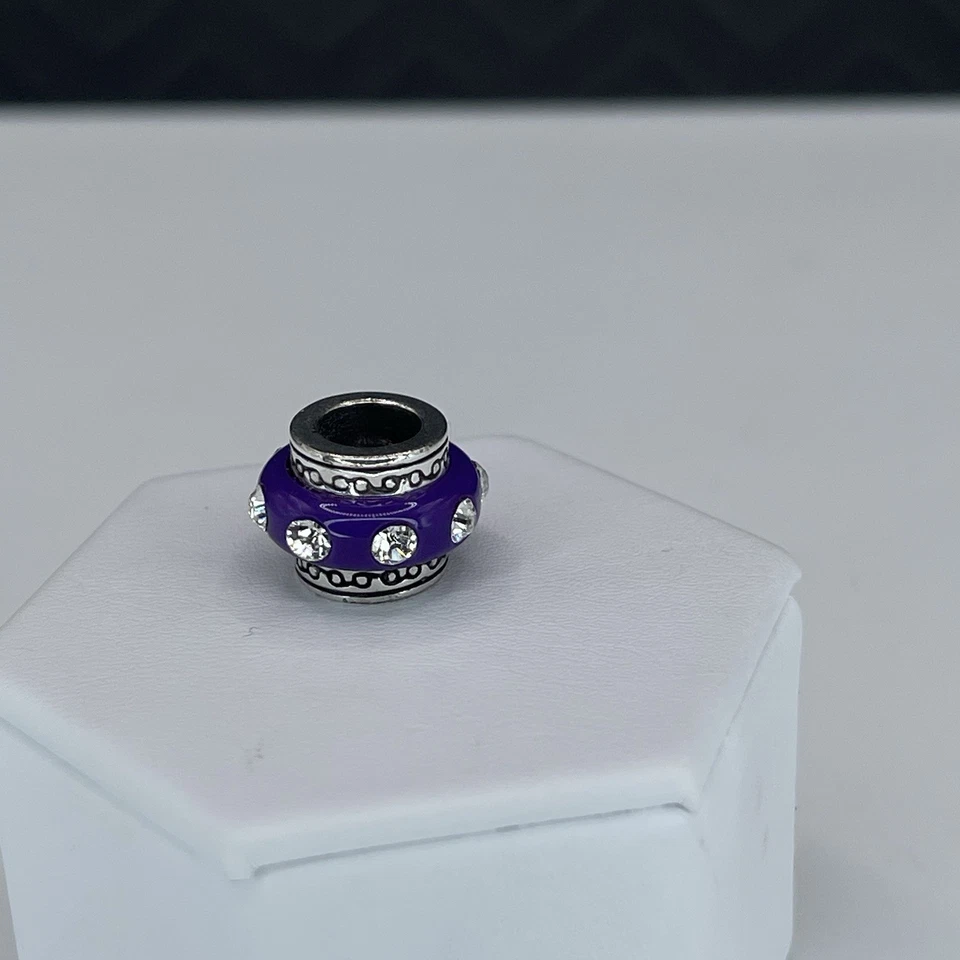 Cuentas espaciadoras Brighton Dazzle esmalte púrpura con cristales transparentes tono plata Foto 3 de 4