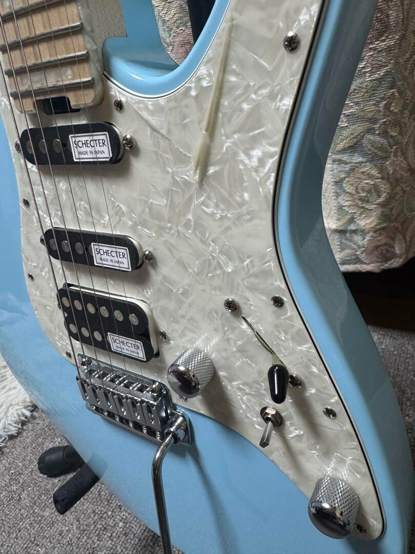 SCHECTER BH-1-STD-24 Limited production model SOB electric SCHECTER BH-1-STD-24 Limited production model SOB electric