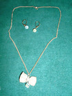 VINTAGE SHIMMER CLEAR CRYSTAL BEAD/SILVERTONE BOW PENDANT NECKLACE/EARRINGS — photo 5