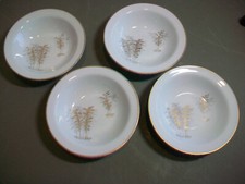 Fukagawa Arita Made in Japan Set of 4 Berry Dessert Bowls Bowl Trim