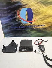 Motorola CDM750 36-42 MHz Low Band 60w Two Way Radio w Mic AAM25CKC9AA1AN