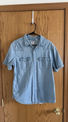 Levi’s Men’s Light Blue Denim Western Shirt Size Large