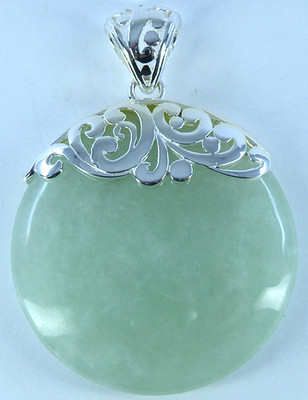 Sterling Silver Hand-Carved Green Jade Disk PENDANT Filigree Open Work