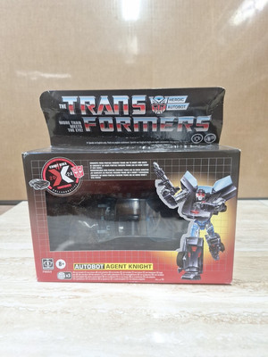 Transformers x Knight Rider - Agent Knight KITT Pontiac Firebird Trans Am