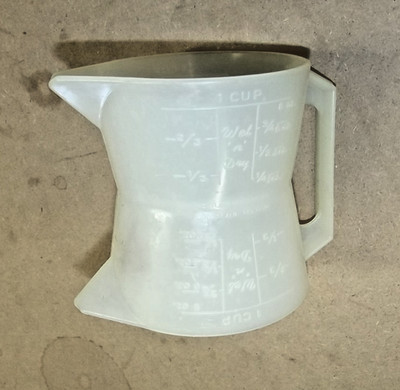 Vintage Tupperware Double Sided Wet Dry Measuring Cup 860 T173