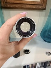 LEICA 50mm f2 Summicron w/caps