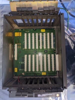 MITSUBISHI CNC MELDAS MOTHERBOARD MC021D BACK PLANE RACK FCA320HW 