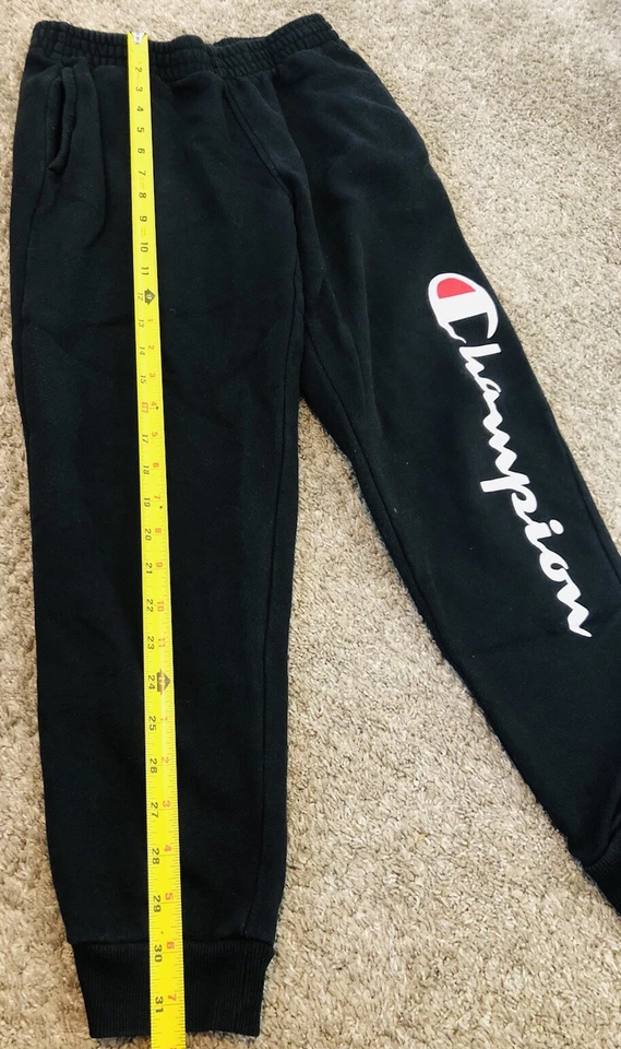 Calça de moletom Champion Youth tamanho grande preta jogger unissex A17 - Imagem 2 de 4