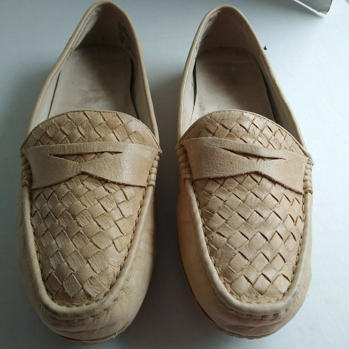 WHITE MOUNTAIN Womens Tan leather Casual Slip On Round Toe Penny Loafers Size 11
