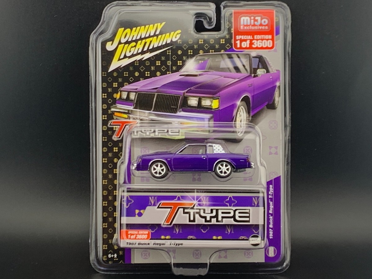 Johnny Lightning Buick Regal T-Type Custom 1987 Metallic Purple