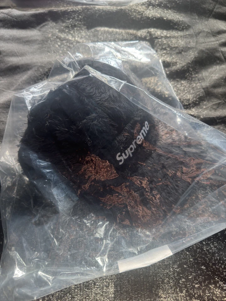 Gorra Supreme FW24 Fuzzy Camp negra talla única Foto 2 de 3