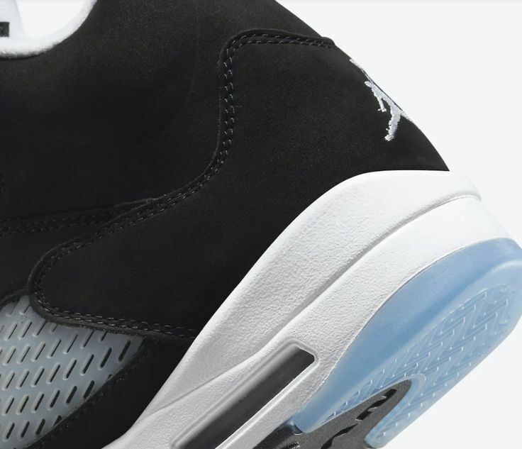 Men's Brand New Air Jordan 5 Retro 'Moonlight' Fashion Men's Brand New Air Jordan 5 Retro 'Moonlight' Fashion