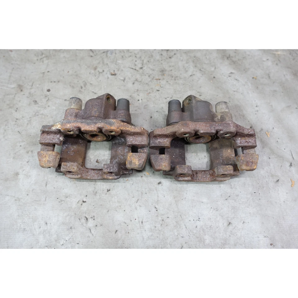 Par de pinzas de freno izquierda derecha BMW E30 serie 3 1984-1993 eje trasero de fábrica OEM Foto 3 de 3