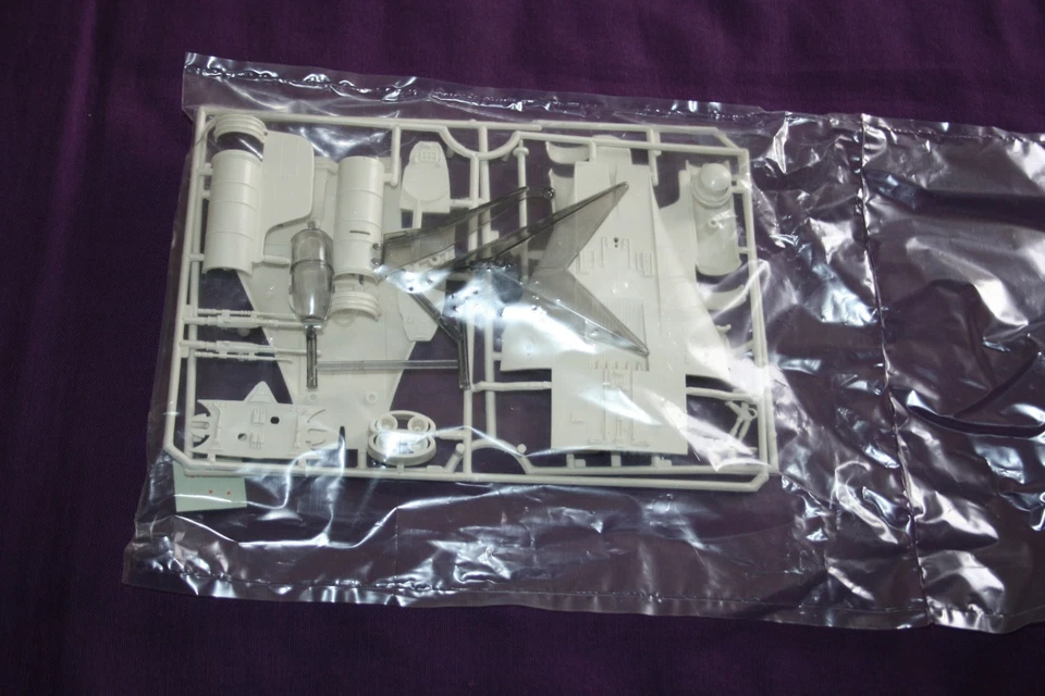 Airfix Star Wars ROTJ A-Wing перехватчик масштаб 1:48 модель набор 9 60273. - Изображение 2 из 3