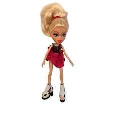 Bratz "Hello My Name Is" Cloe Fashion Doll with Outfit & Footwear