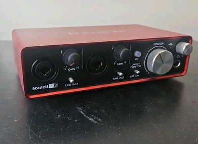 Focusrite Scarlett 2i2 (2nd Gen) USB Audio Interface