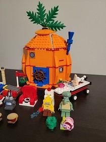NEAR COMPLETE LEGO SpongeBob SquarePants: Good Neighbours at Bikini Bottom 3834