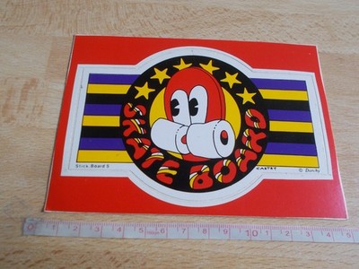 Postkarte Selbstklebend Dorchy - Skate Board