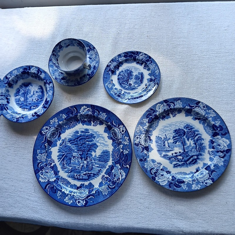 24 piece set of Enoch Woods Wood & Sons English Scenery Blue Dining Service