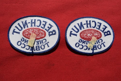 Menge 2 Neu aus altem Lagerbestand Vintage bestickte BUCHE-NUSS Kautabak Aufnäher - Bild 2 von 2