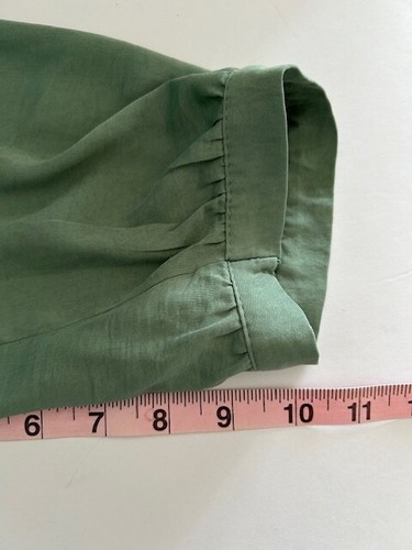 Monteau Women's blouse nwt sage green size Large, 3/4 sleeve elastic waist - Picture 8 of 9