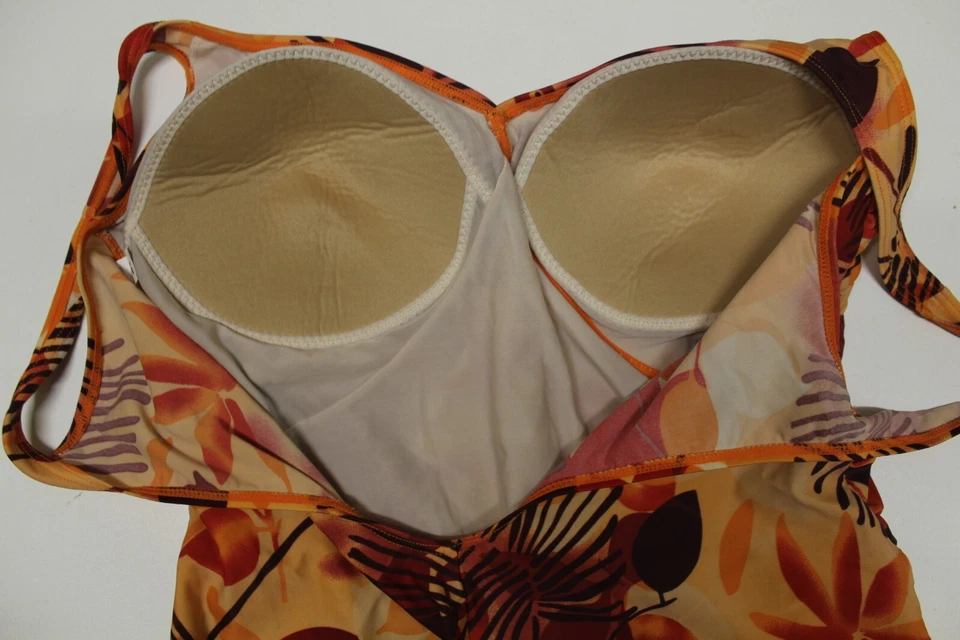 Damen Badeanzug Eva - Erfrischend anders! Gr. 48 C-Cup sehr schön modern gut - Bild 3 von 4