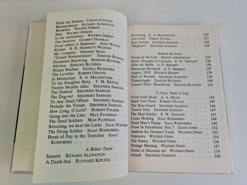 Up the Line to Death: War Poets, 1914-18 by B Gardner (HB 1996) ISIS Large Print - 第 11/12 張圖片