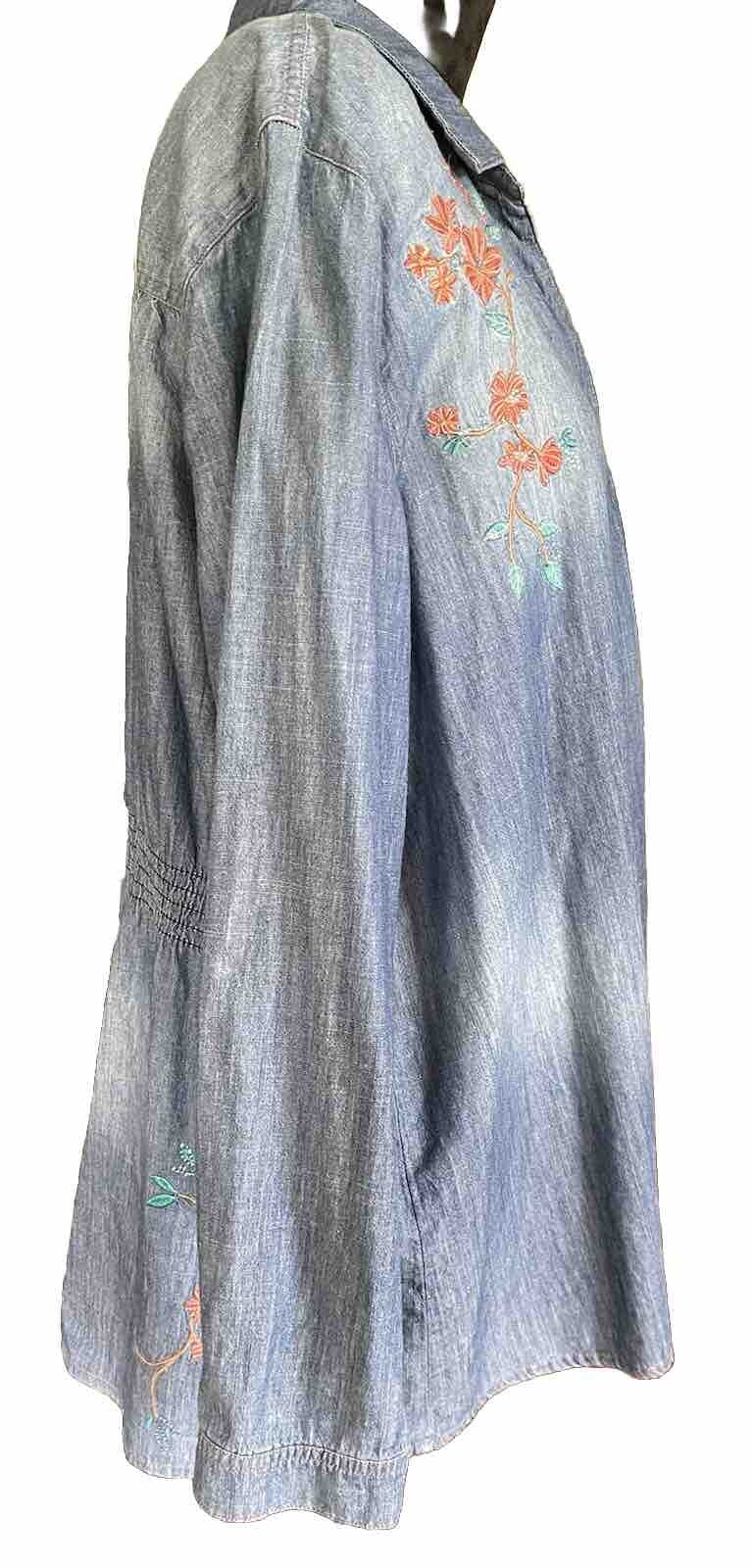 Multiples Button Front Lightweight Denim Long Sle… - image 5