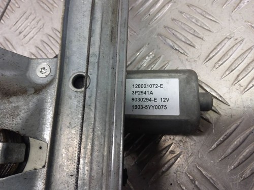 Renault Captur 2014 Left front door electric window regulator SKE30628 25876 - Picture 10 of 10