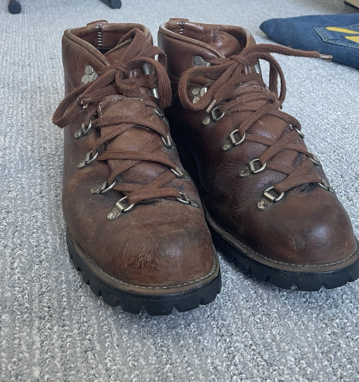 1985 Danner 6490 Mountain light Hiking Boots Men’s Size 11 B Leather Vibram VTG
Opens in a new windo