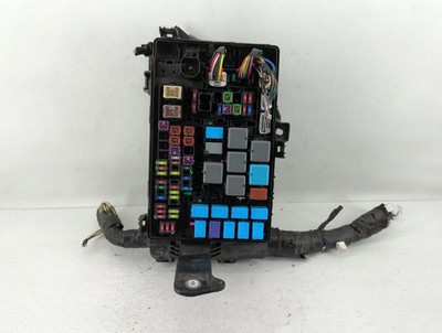 2016-2023 Toyota Tacoma 3.5L Engine Fuse Box Relay Module 6 Cylinder OEM