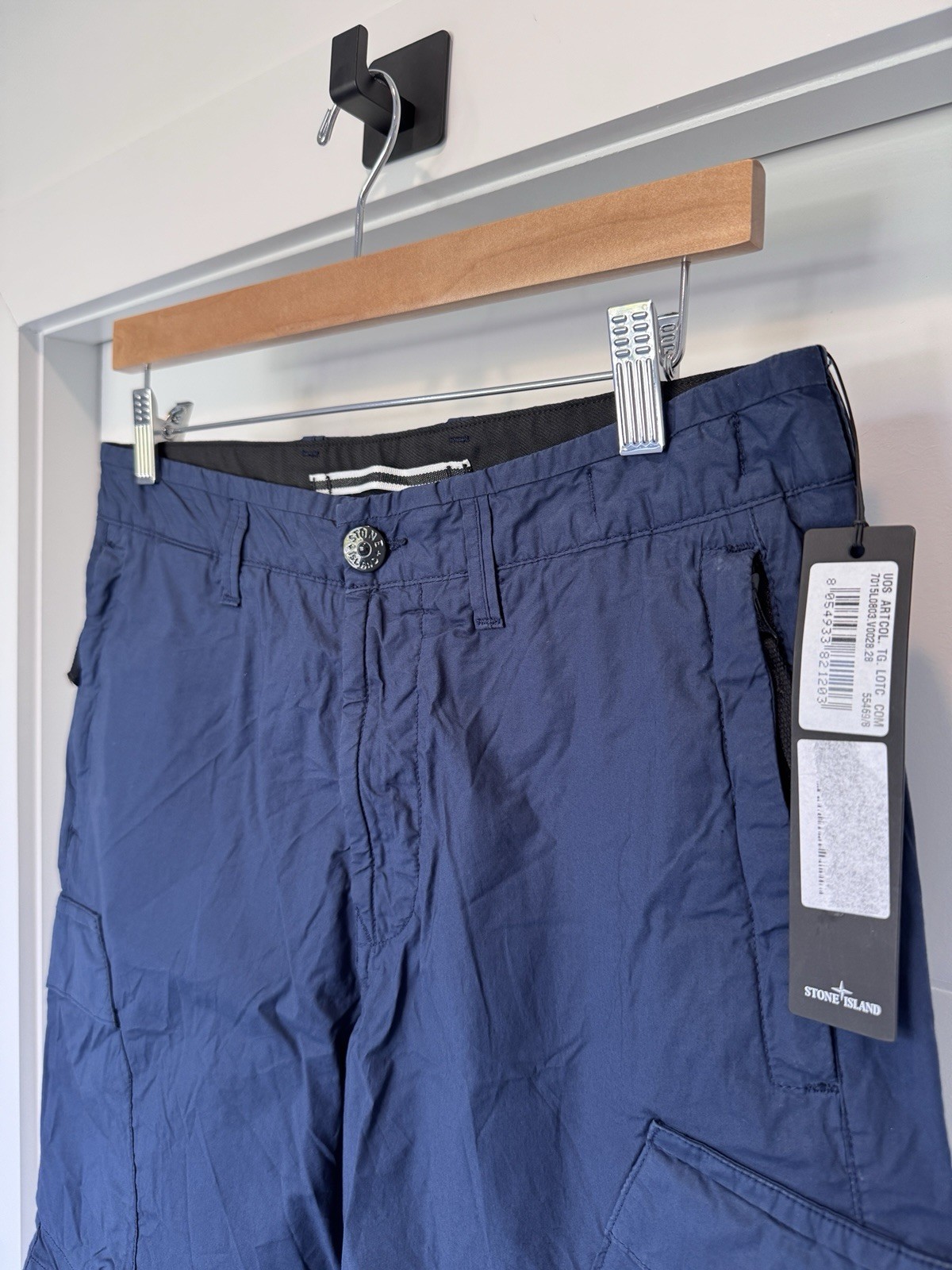 Stone Island Mens Navy Blue Bermuda Cargo Shorts Size 30 Type RE (fits 28-30) thumbnail 6